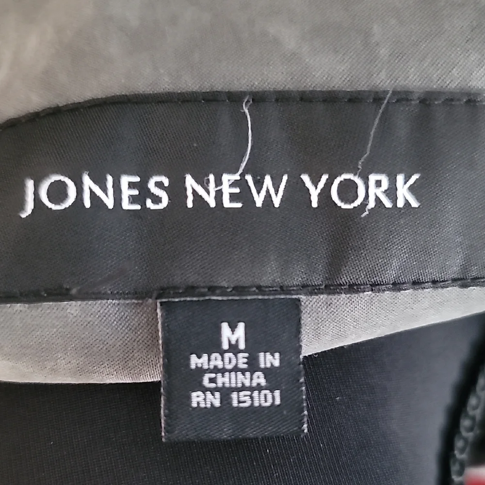 Jones New York Black Trench Coat with Belt - Picture 2 of 14